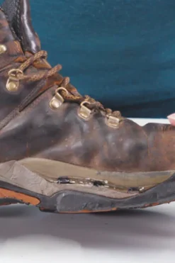 Gear Aid Aquaseal + SR Shoe Repair