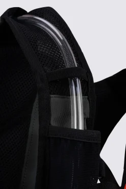 Macpac Amp H2O 2L Hydration Backpack V6