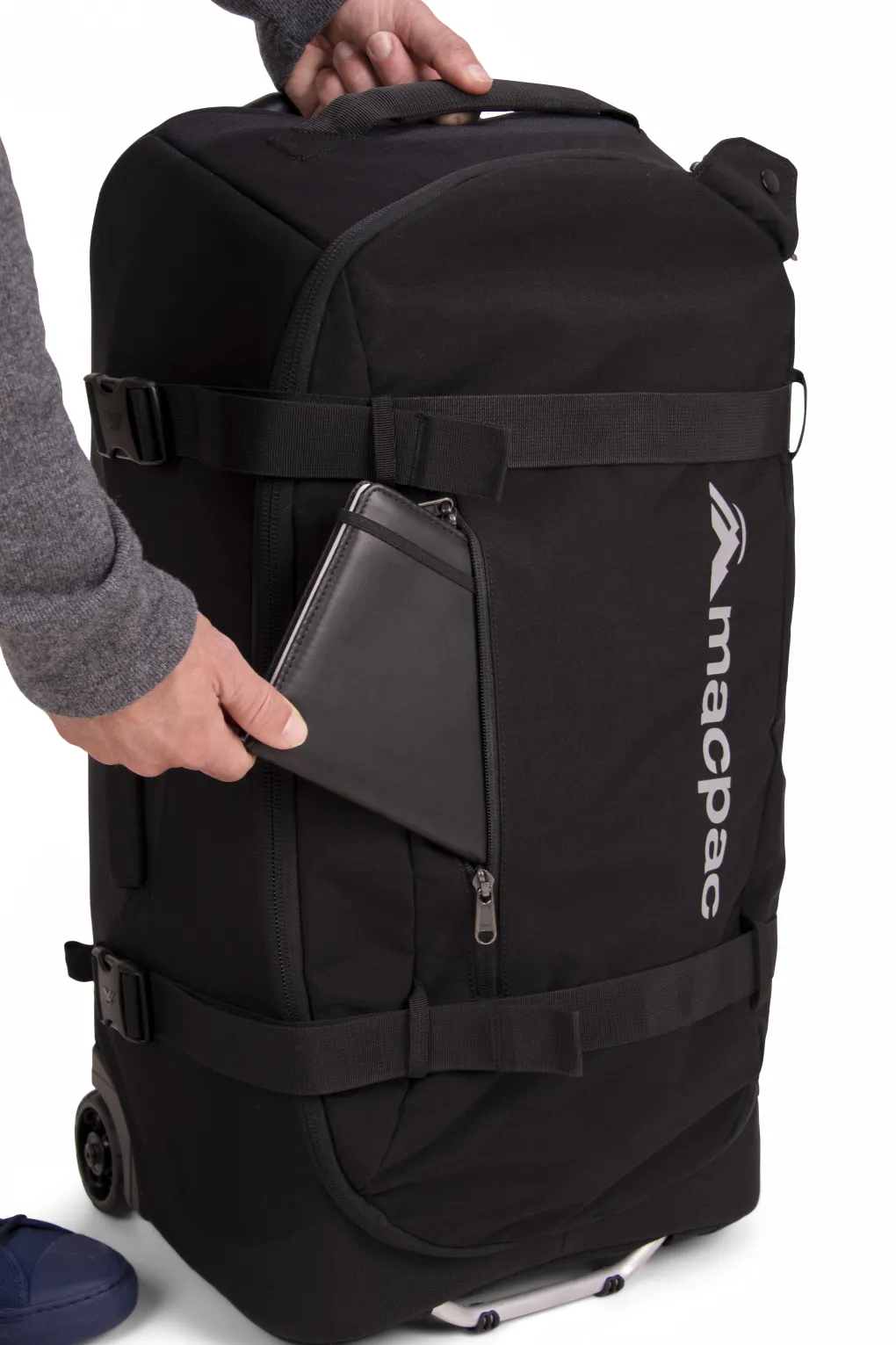 Macpac Global 55L Travel Bag