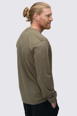 Macpac Men's Heritage Badge Fairtrade Organic Cotton Long Sleeve T-Shirt