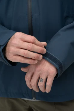 Macpac Men’s Overcast Rain Jacket