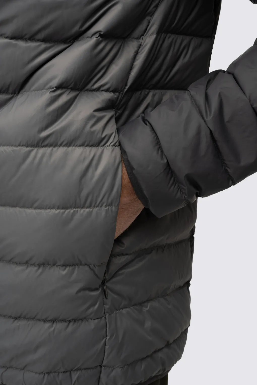 Macpac Men's Uber Light Hooded Down Jacket ♺