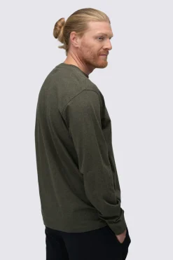 Macpac Men's Vintage Embroidered Fairtrade Organic Cotton Long Sleeve T-Shirt
