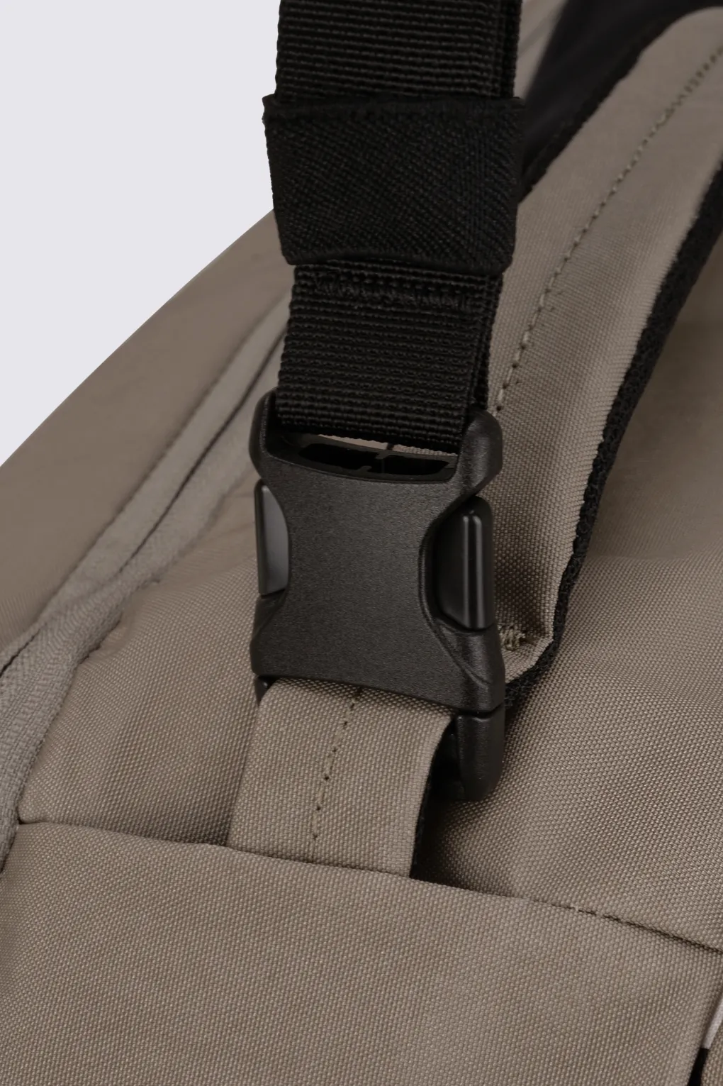 Macpac Quest 30L Backpack