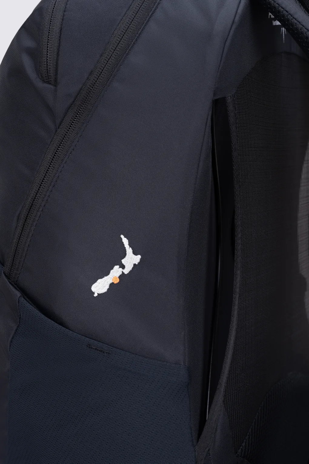 Macpac Rāpaki 28L Backpack