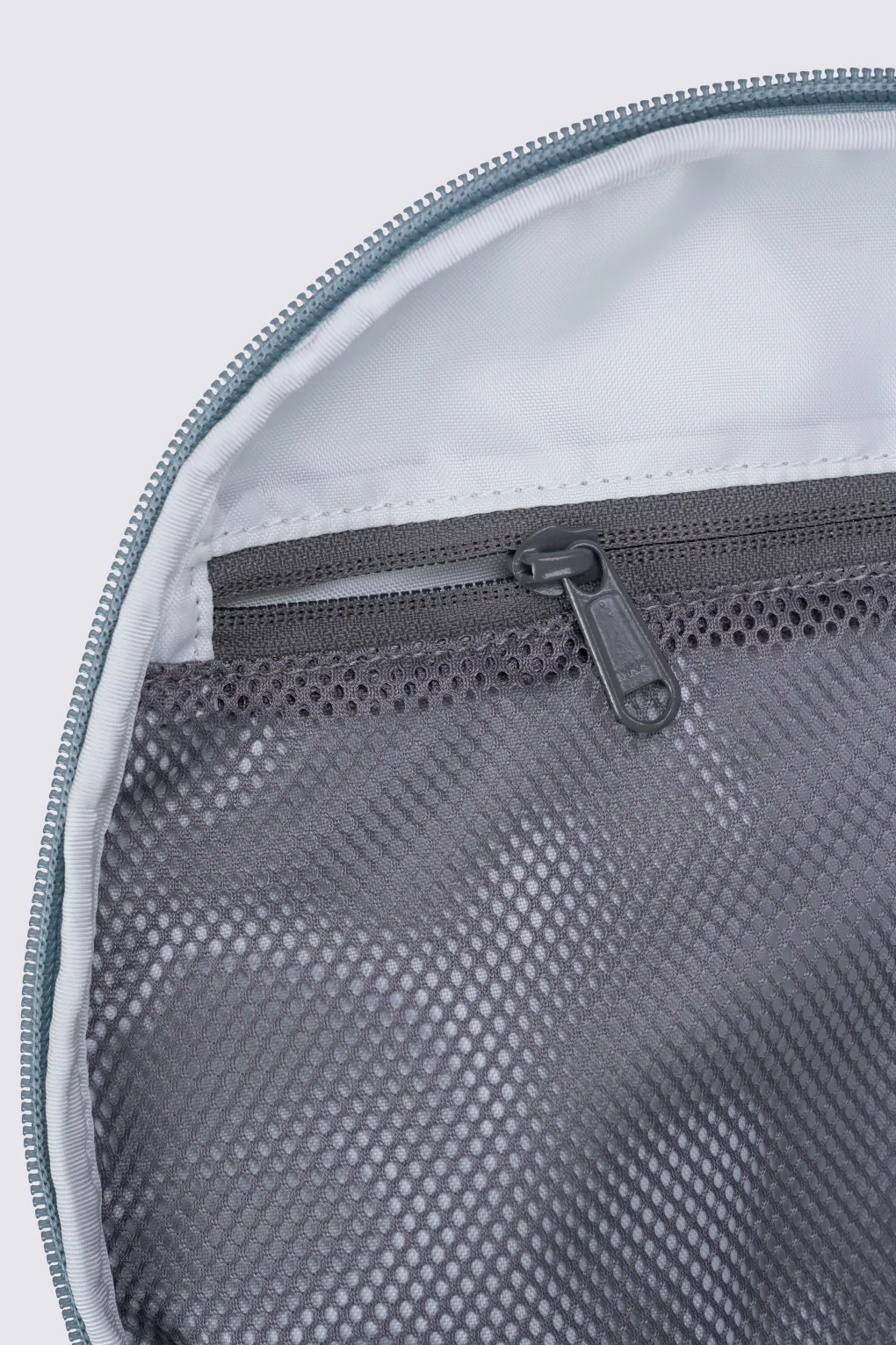 Macpac Rāpaki 28L Backpack