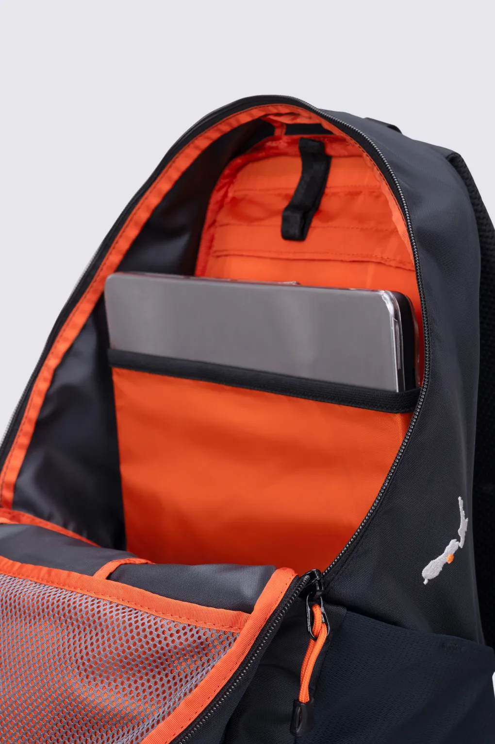Macpac Rāpaki 28L Backpack