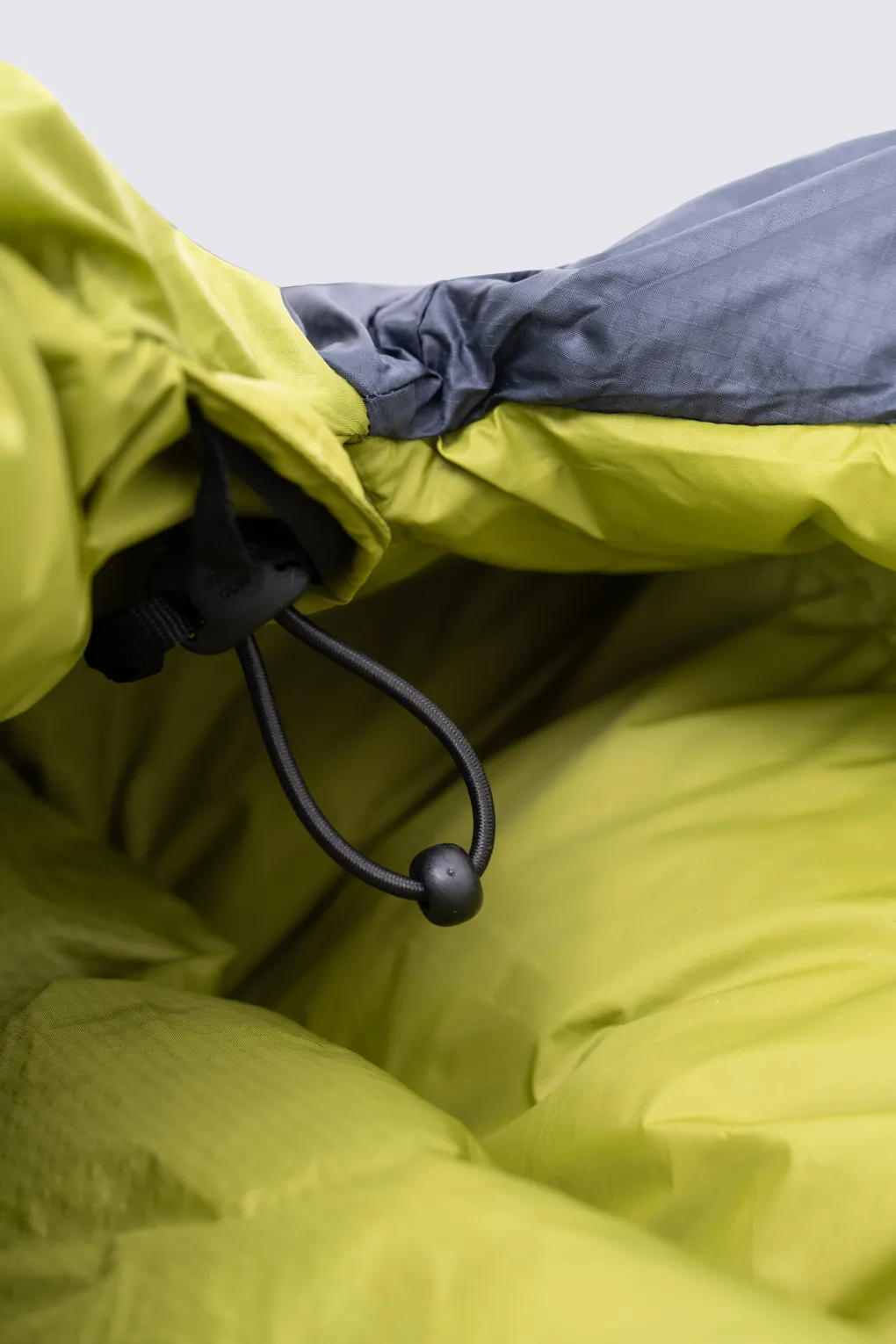 Macpac Women's Dusk 750 Down Sleeping Bag (-4°C)