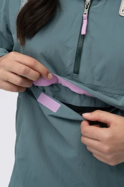 Macpac Women’s Heritage Fleece Lined Windbreaker