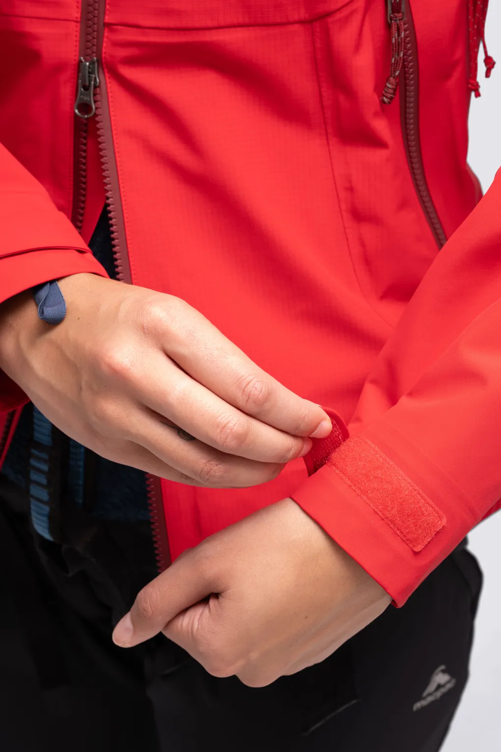Macpac Women's Lightweight Prophet Rain Jacket